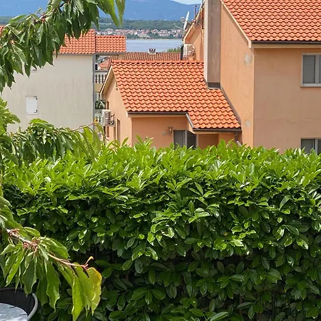 Lägenhet Em Malinska