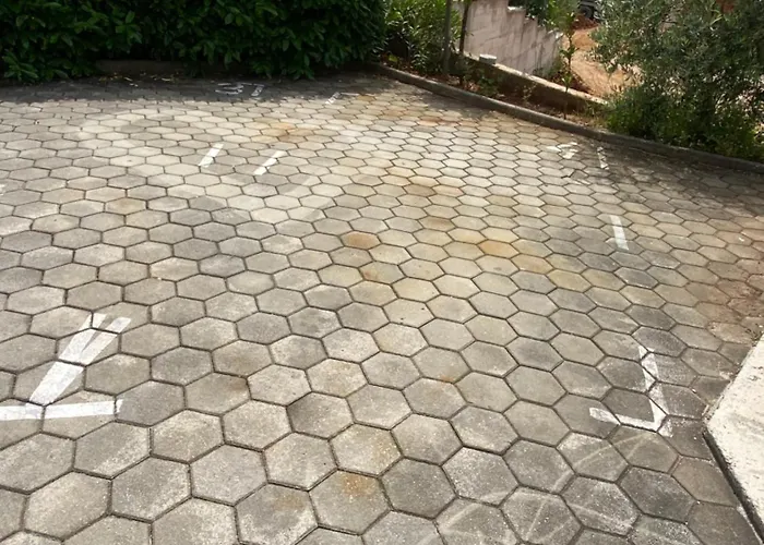 Апартаменты Em *