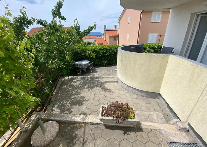 Em Апартаменты *