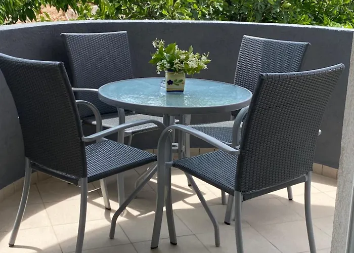 Em Apartament Malinska